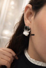 Load image into Gallery viewer, Celebrity Rakul Preet Baroque Pearl Solitaire Stud Earrings

