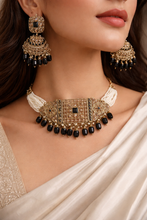 Load image into Gallery viewer, Black Antique Golden Polki Choker Necklace Set with maangtikka
