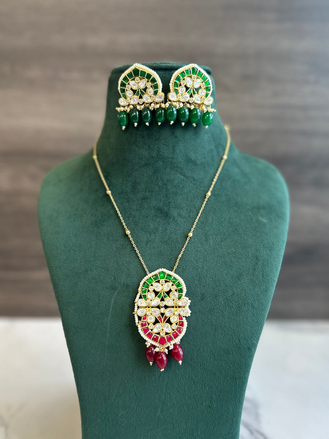 Premium Ruby Green Moissanite  pendant Necklace set