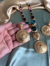 Load image into Gallery viewer, Amarpali Multicolor Stone Jaguar Necklace set
