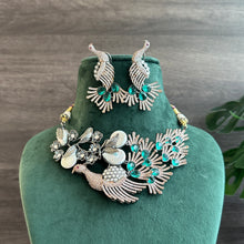 Load image into Gallery viewer, American Diamond Bird Baroque designer Necklace set
