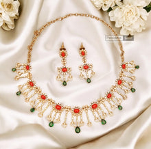 Load image into Gallery viewer, Golden Coral CZ Dangling Temple Necklace set
