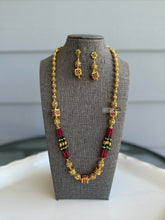 Load image into Gallery viewer, Ruby green Simple Matar Mala temple necklace set
