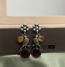 Load image into Gallery viewer, Cute bird German silver Stone Earrings
