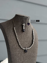 Load image into Gallery viewer, American diamond  Victorian Heart Simple dainty necklace set
