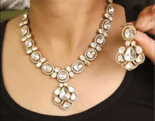 Load image into Gallery viewer, Premium Golden Moissanite Necklace set
