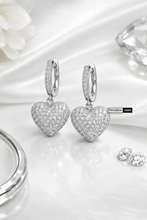Load image into Gallery viewer, Heart Premium solitaire Drop Earrings
