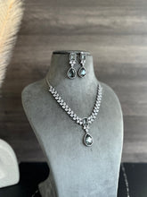Load image into Gallery viewer, Black Simple Dainty Victorian American Diamond Necklace set
