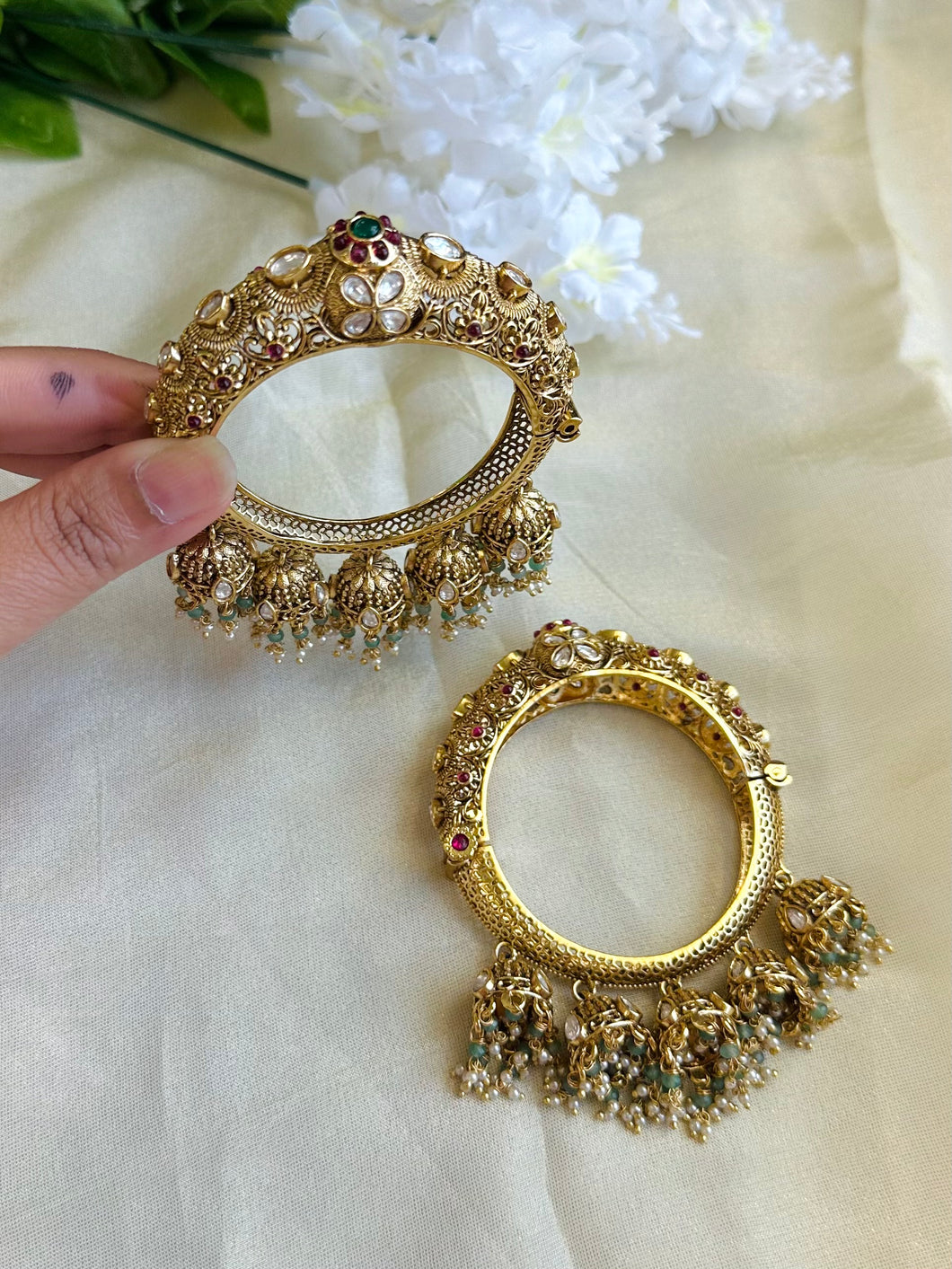 Rajwadi Kemp Stone pearl Drop Jhumka Bangle set