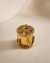 Load image into Gallery viewer, Simple Ruby Kumkum Box Sindoor Box
