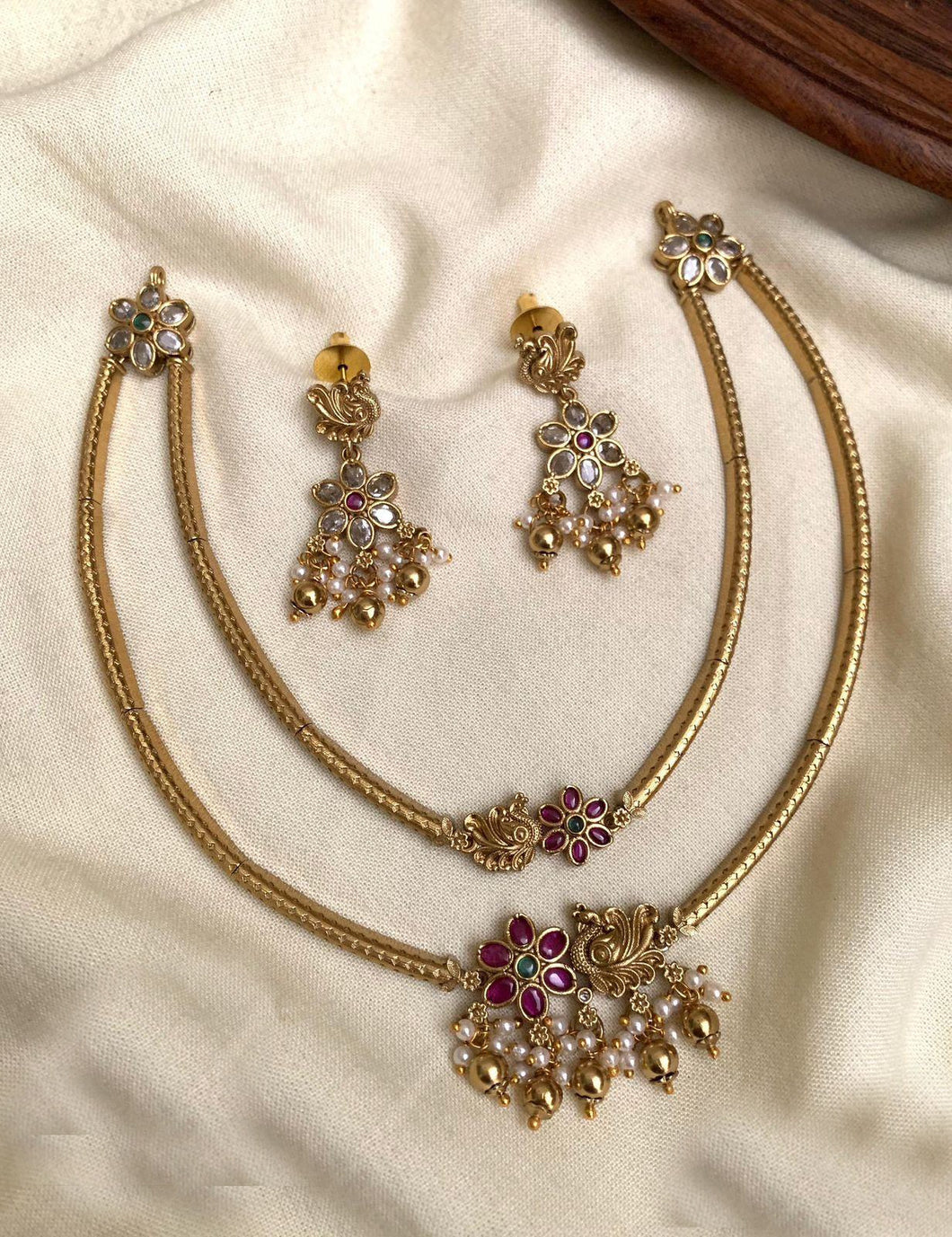 Double hasli peacock Ruby green Kemp Stone Ethnic Necklace set