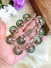 Load image into Gallery viewer, Green Premium Tayani gold plated Choker Necklace set with  maangtikka
