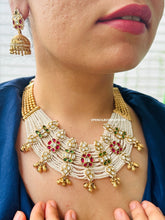 Load image into Gallery viewer, Torani Kemp Stone Pearl Heavy Statement Necklace set
