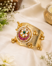 Load image into Gallery viewer, Golden Pachi Kundan silver Lookalike German silver Cuff Kada
