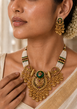 Load image into Gallery viewer, Traditional kemp stone Green Ruby ghungroo Rajwadi Necklace set
