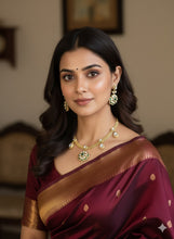 Load image into Gallery viewer, Moissanite Enamel Hanging Kundan Necklace set
