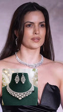 Load image into Gallery viewer, Celebrity Premium Showstopper Mop Layered Necklace set

