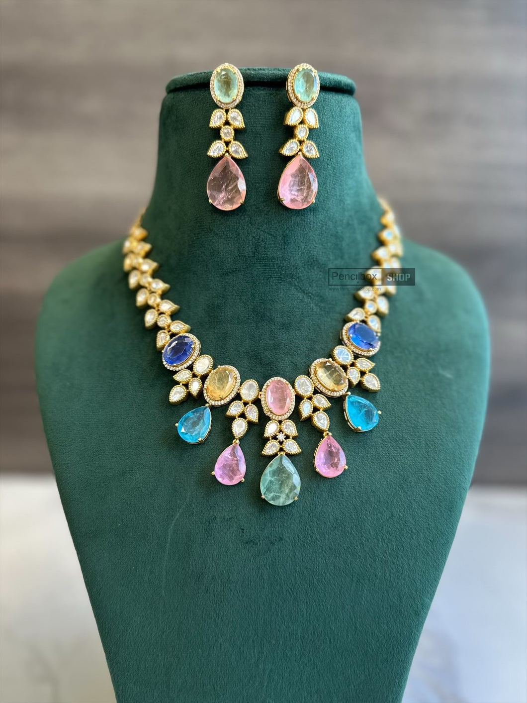 Moissanite Doublet Premium Dangling Necklace set