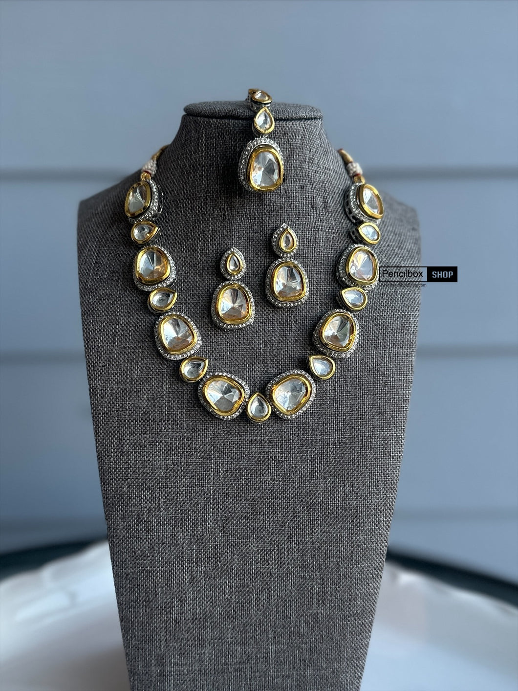 Premium Quality Maharani Uncut  Kundan Silver Foiled single layer Necklace set