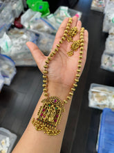 Load image into Gallery viewer, Radha Krishna Pendant Golden mala set
