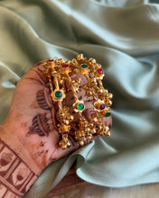 Load image into Gallery viewer, Ruby green Golden Set of 4 Ghungroo Bangles set
