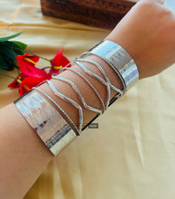 Load image into Gallery viewer, Stainless steel Broad Big Openable cuff Bracelet IDW

