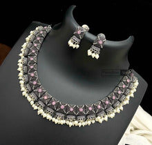 Load image into Gallery viewer, German silver stone simple pearl sleek necklace set

