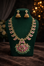 Load image into Gallery viewer, Lotus Pachi Jadau Traditional short Necklace set
