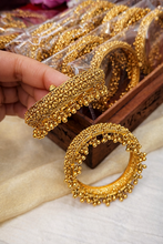 Load image into Gallery viewer, Rajwadi Gold Looking Hanging Beads Openable Bangle
