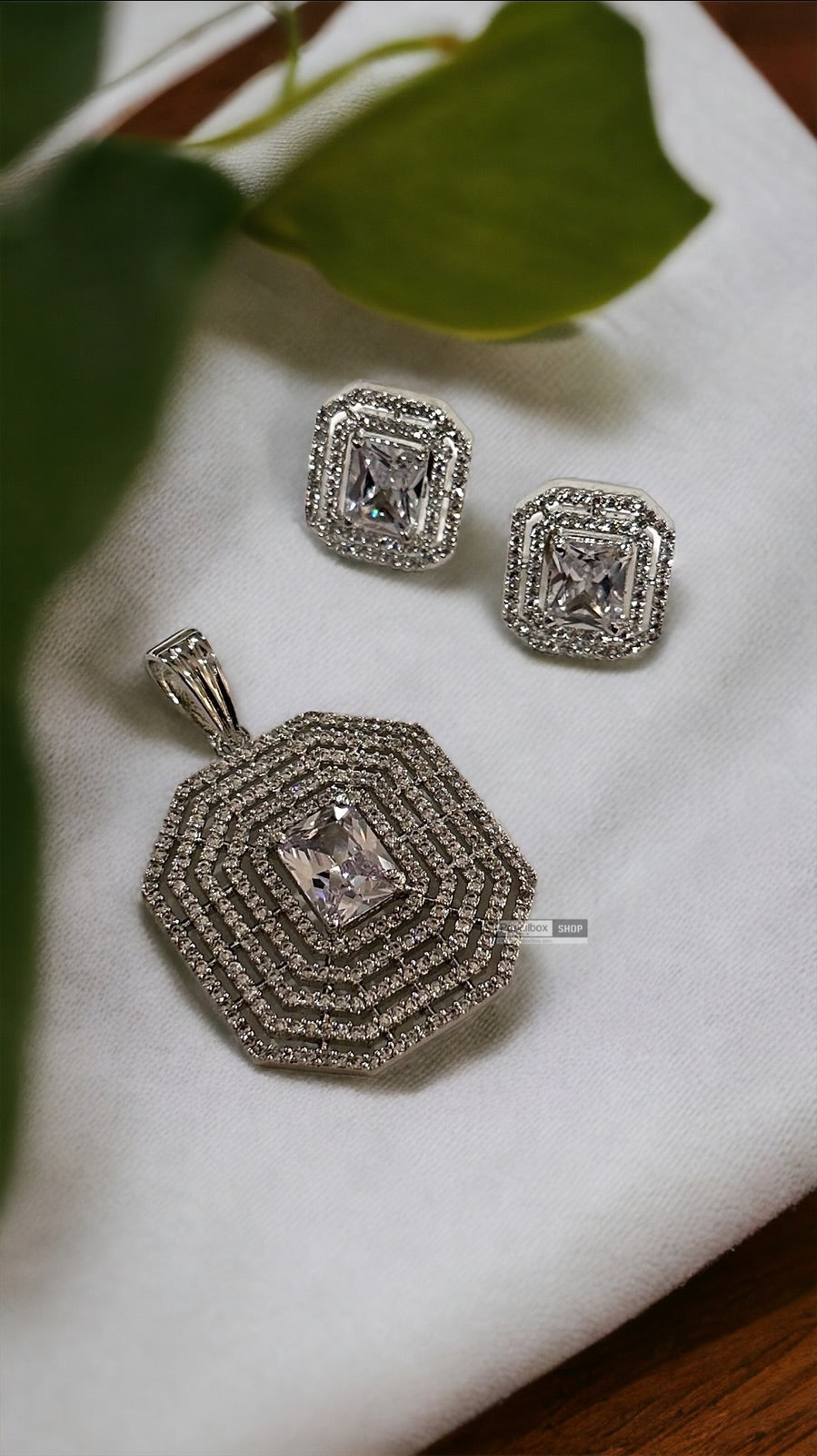 American diamond Silver dainty pendant set