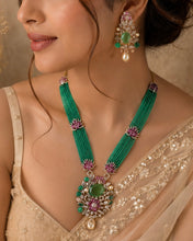 Load image into Gallery viewer, Solitaire Floral Rose Gold MM pink Mint Pearl Multicolor Premium Mid Length set
