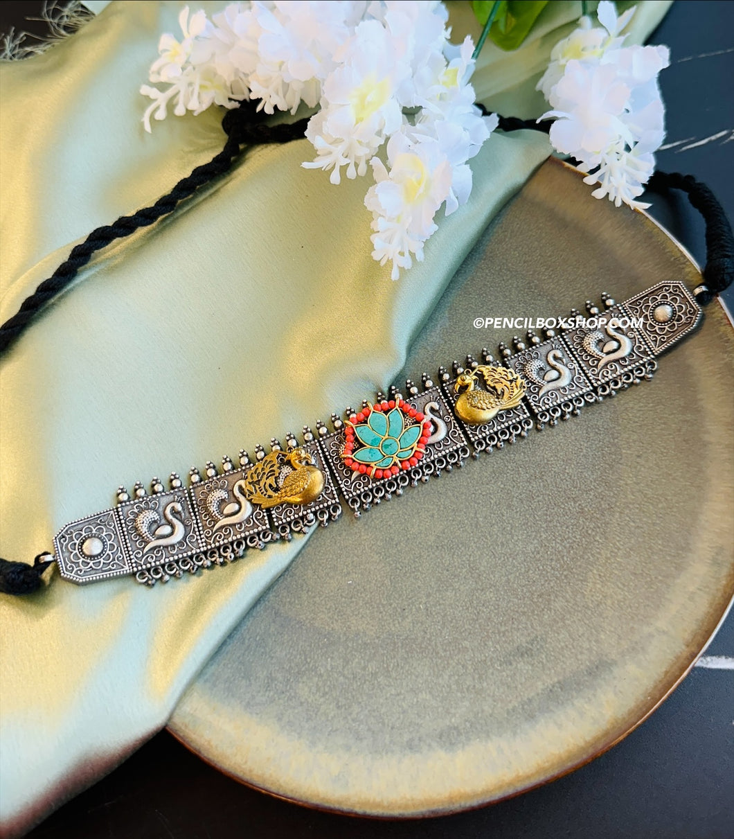 Pachi kundan Lotus German silver Statement necklace Choker