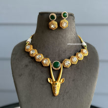 Load image into Gallery viewer, Contemporary Designer deer  Necklace set
