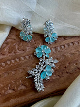 Load image into Gallery viewer, Mint Silver Cz American Diamond Pendant set
