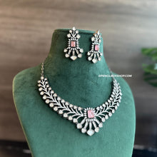 Load image into Gallery viewer, Victorian Doublet Tayani Gold plated Premium Hasli necklace set
