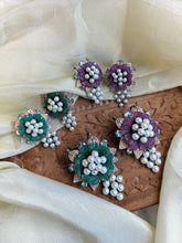 Load image into Gallery viewer, American Diamond invisible Royal Blue pearl Flower pendant set
