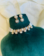 Load image into Gallery viewer, Moissanite Choker Pearl Beads Necklace set

