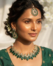 Load image into Gallery viewer, Jiya golden antique Green Kundan Polki Necklace Set with Maangtikka
