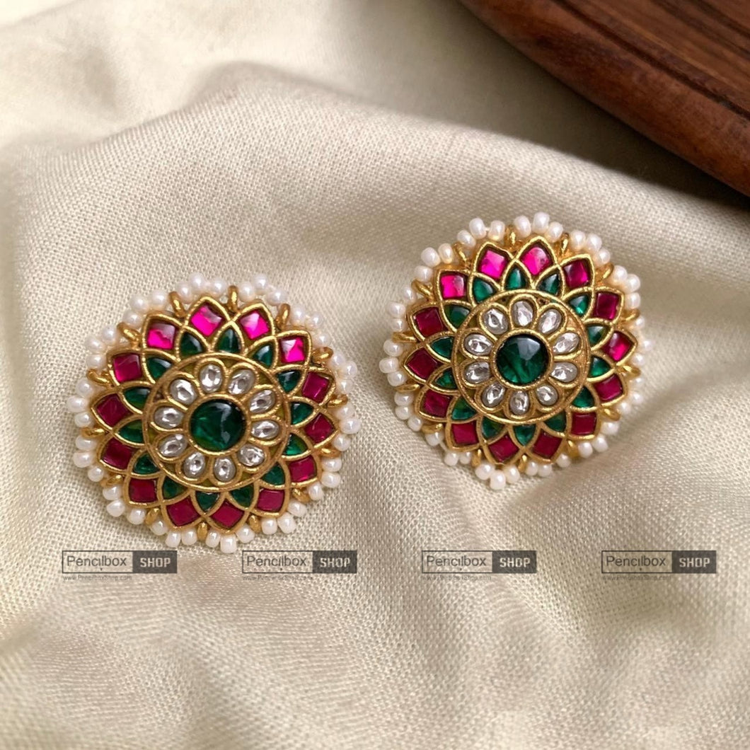 Multicolor Pachi Kundan Round Stud earrings