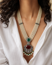 Load image into Gallery viewer, Pearl Mala Gold Plated 22k Tayani Necklace set

