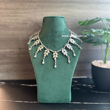 Load image into Gallery viewer, Afghani Mirror Heavy Navratri White Necklace
