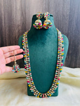 Load image into Gallery viewer, Long Polki Sleek necklace set with maangtikka
