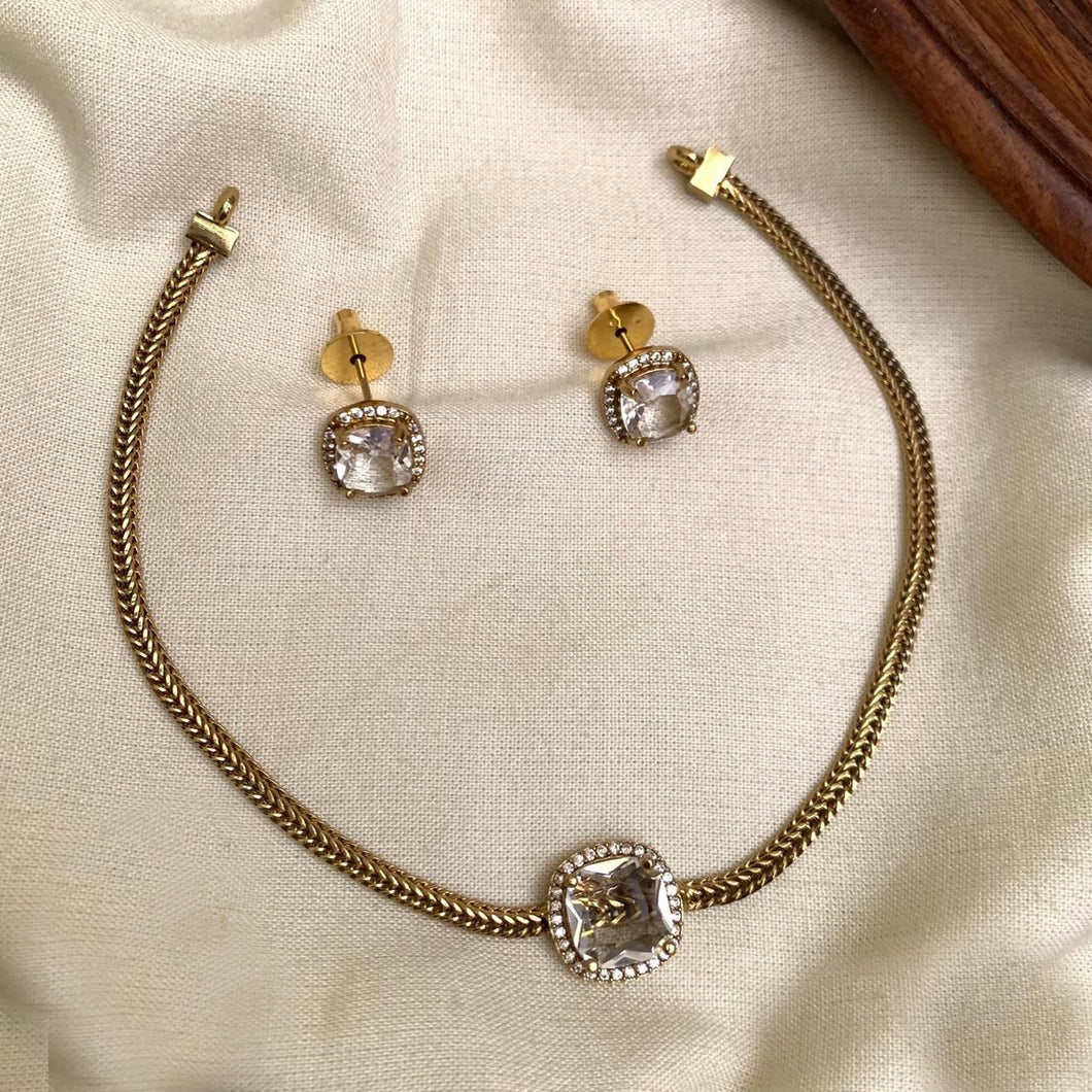 White premium Simple dainty Ethnic necklace set