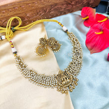 Load image into Gallery viewer, Golden Lakshmi ji  Kemp Stone Beaded Temple Necklace set
