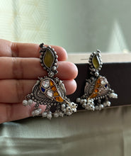 Load image into Gallery viewer, German Silver Bird Pachi Kundan earrings
