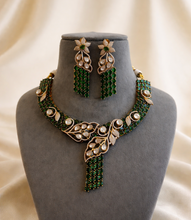 Load image into Gallery viewer, Green Stone Moissanite Premium Necklace set
