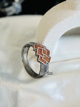 Load image into Gallery viewer, Victorian Openable Kada Premium Invisible Bracelet
