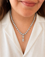 Load image into Gallery viewer, Single line Solitaire Premium Necklace set

