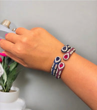 Load image into Gallery viewer, Solitaire openable Baguette Star Bracelet bangle Cuff
