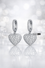 Load image into Gallery viewer, Heart Premium solitaire Drop Earrings
